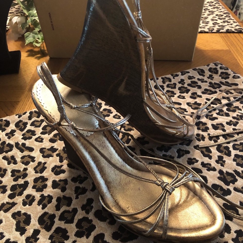 Nine West Wedge Ankle wraps